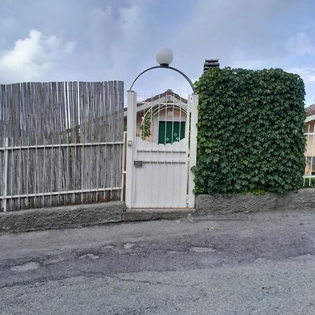 Mansarda A Noli Villa Kültér fotó